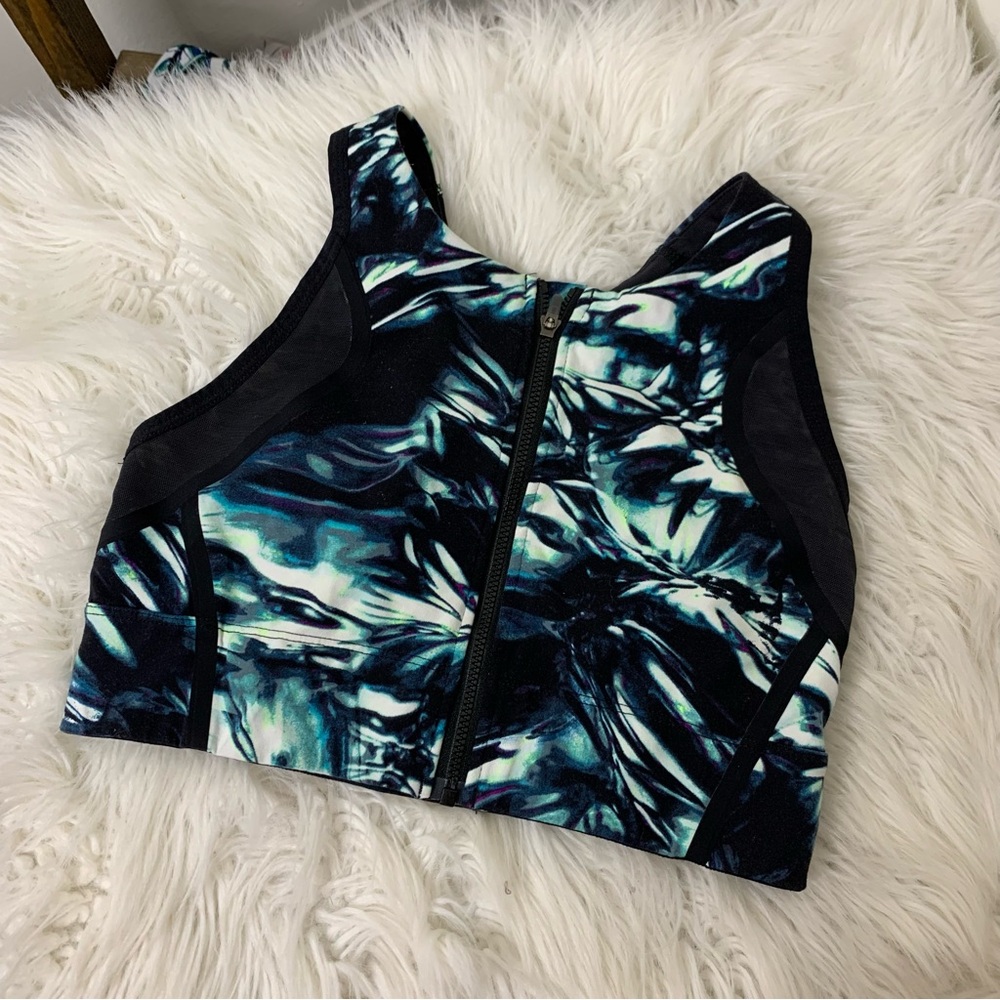 New Balance Zip Up Sports Bra Size L